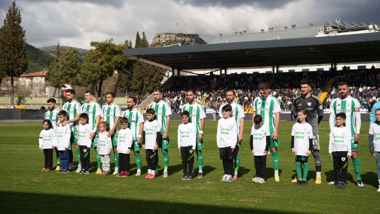 Muğlaspor Evinde Takıldı, Liderlik El Değiştirdi 1